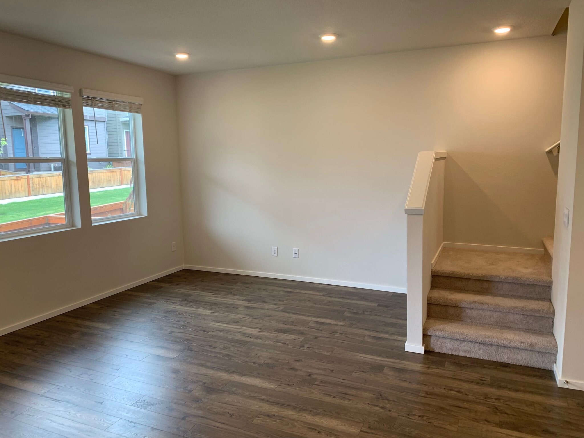 Building Photo - 2664 NE 116th Pl