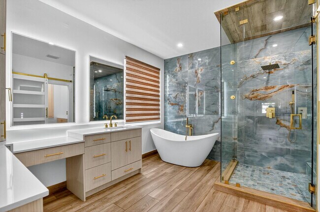 Building Photo - 9551 Barletta Winds Point