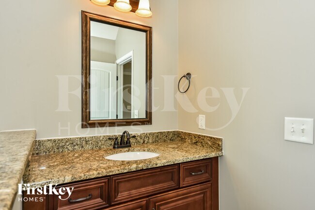 Building Photo - 3707 Wind Mill Ct