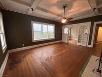 Building Photo - 833 5th Ave N