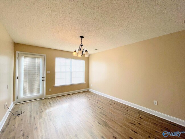 Building Photo - 29712 Robert Lee Ct