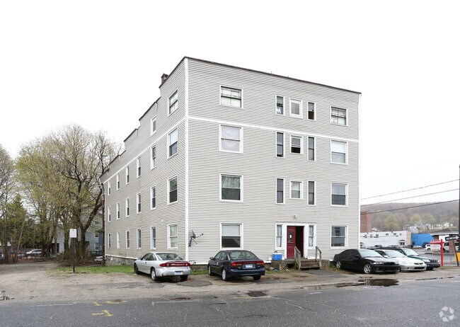 Building Photo - 68 Elm St