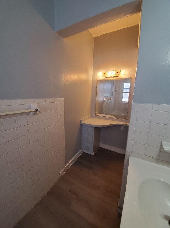 Building Photo - 519 Homewood Ave