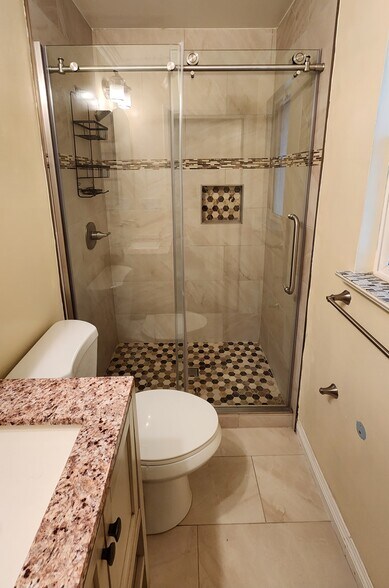 Building Photo - 4953 Kenson Dr