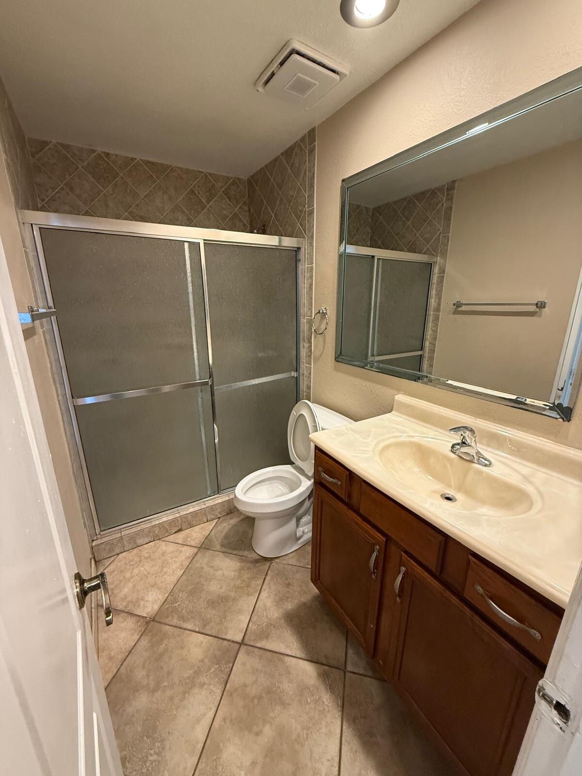 Building Photo - 6019 Scotchwood Gln