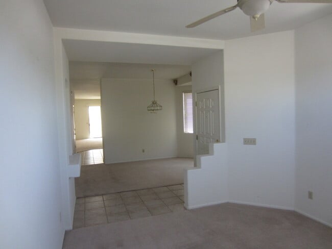 Building Photo - Attractive 3 Bed. 2 Ba. Home In Rita Ranch...