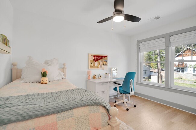 Building Photo - 6427 83rd Pl