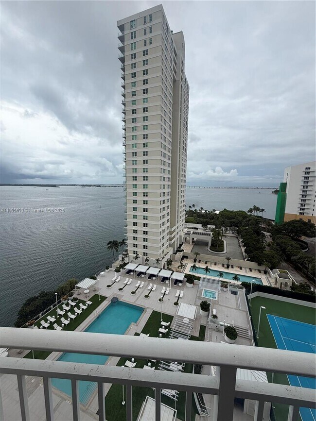 Building Photo - 770 Claughton Island Dr
