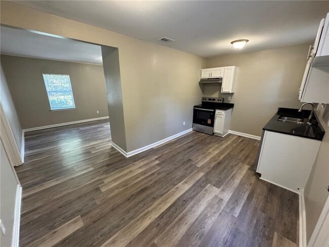 Building Photo - 154 Glenn Ave