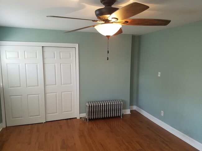 Building Photo - 4906 Sciota St