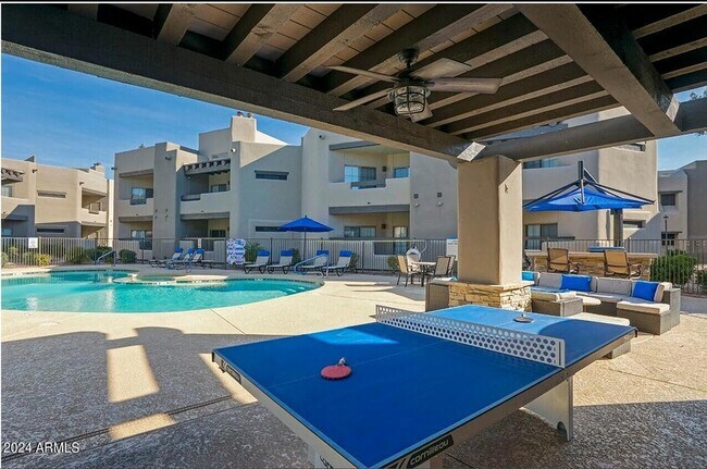 Building Photo - 9259 E Raintree Dr