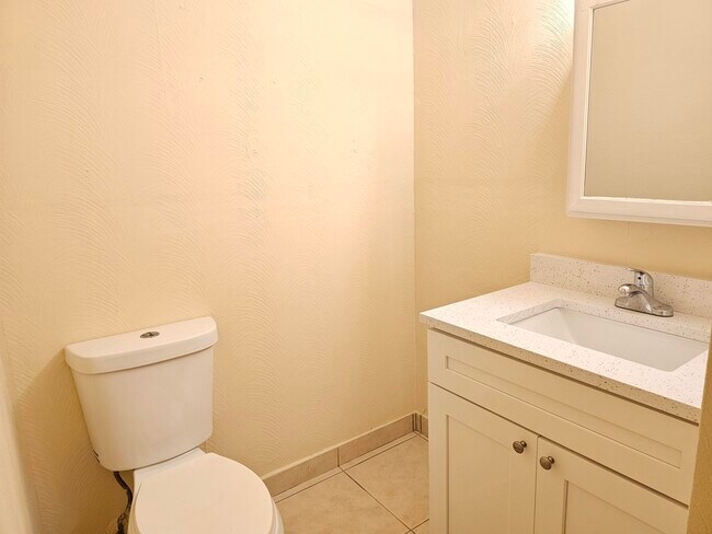 Building Photo - 5836 S 37th Ct