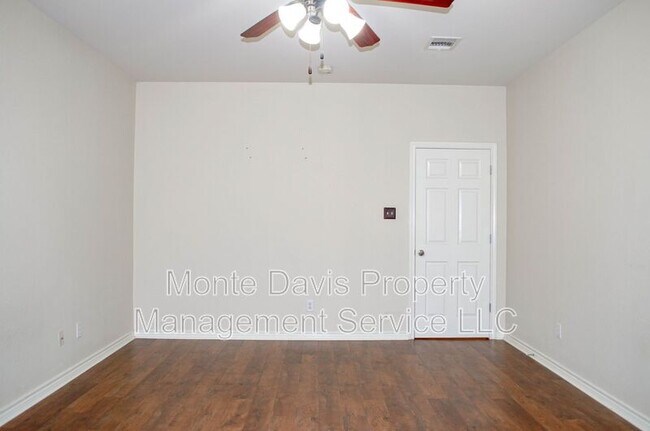 Building Photo - 120 Fred Couples Dr