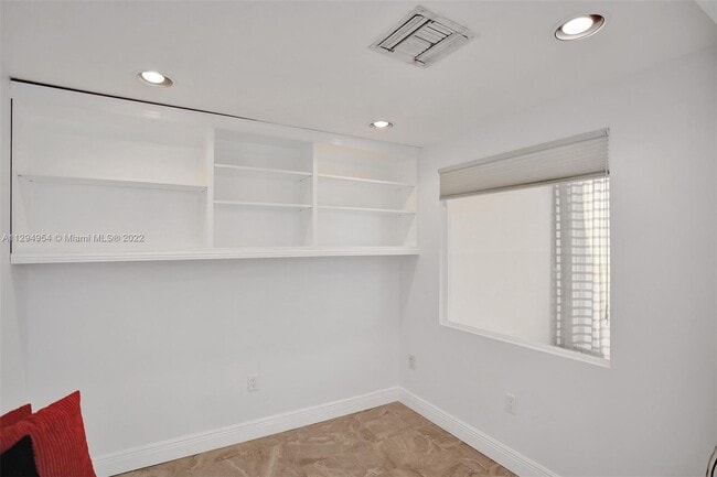 Building Photo - 406 Poinciana Island Dr