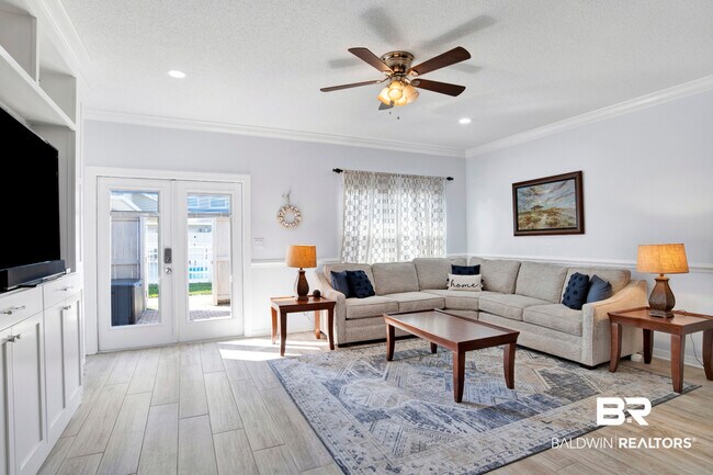 Building Photo - 501 Cotton Creek Dr