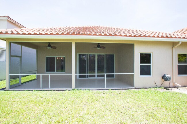 Building Photo - 10821 La Salinas Cir