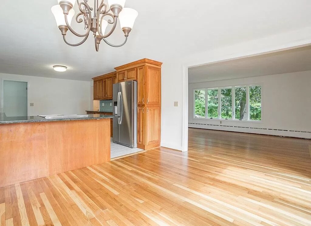 Building Photo - 39 Jackson St