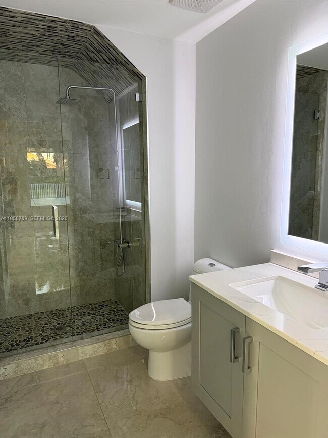 Building Photo - 5455 SW 191st Terrace