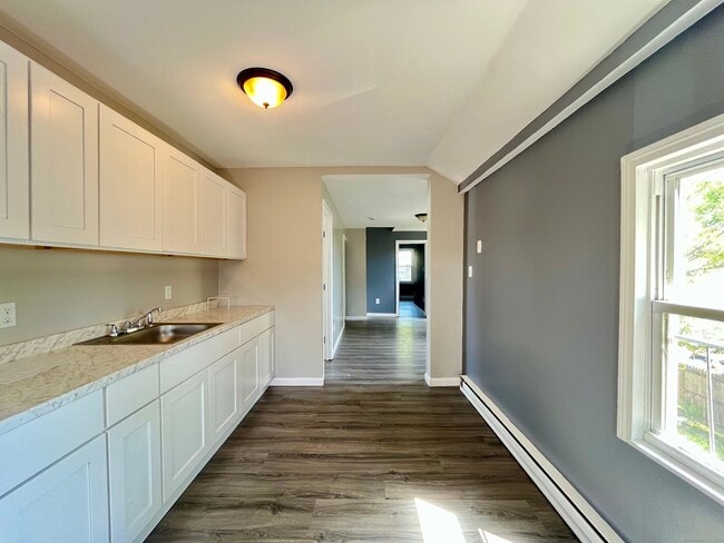 Primary Photo - 14 Blackhall St