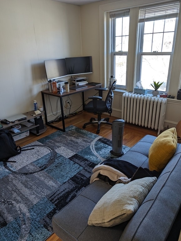 Building Photo - 390 Fellsway W