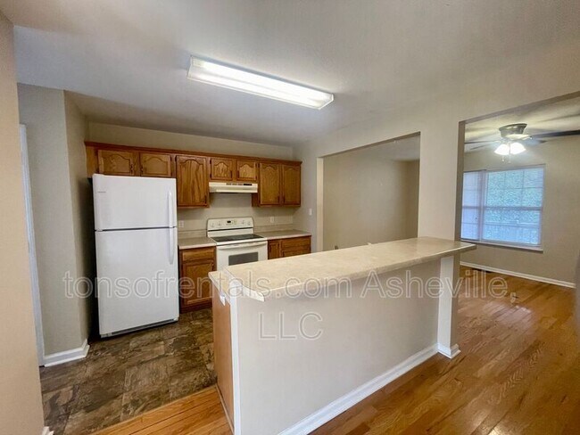 Building Photo - 16-A Evergreen Ave