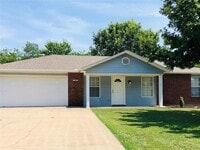 Building Photo - 266 Christy Ln