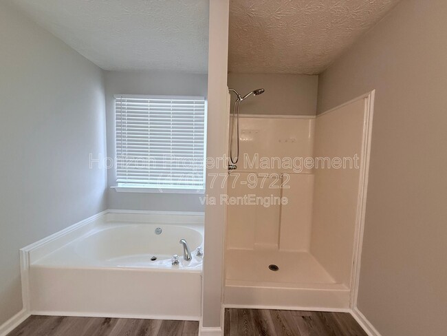 Building Photo - 4275 Connick Way