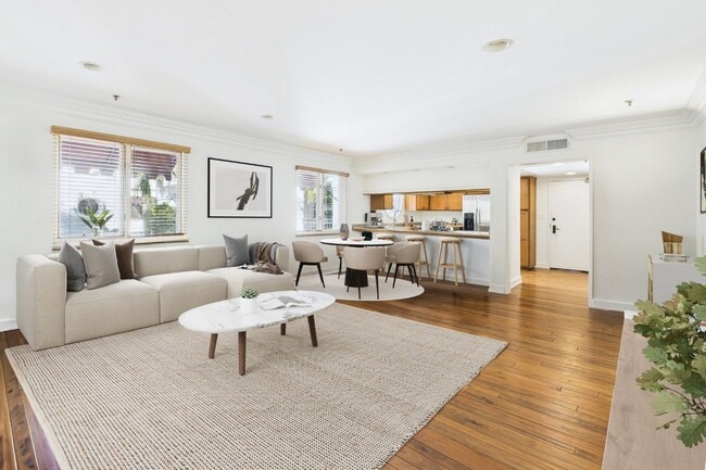 Building Photo - North Harper House