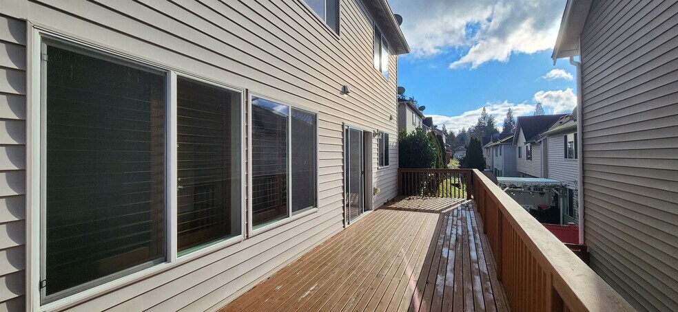 Building Photo - 19214 26th Ave SE