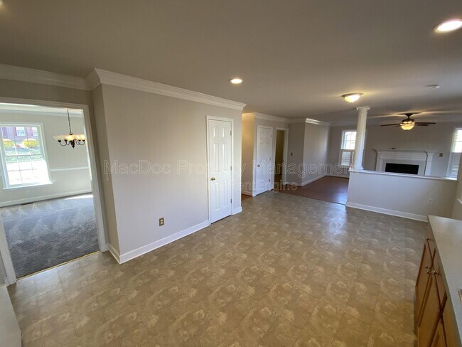 Building Photo - 4106 Parapet Ct