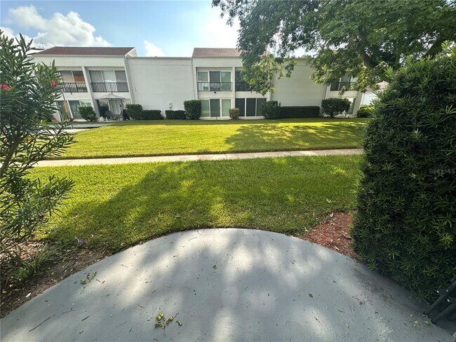 Building Photo - 2060 Marilyn St