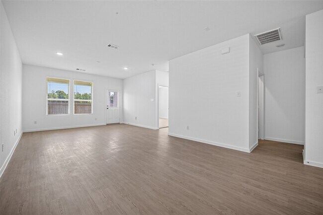 Building Photo - 24657 Monarch Forest Dr