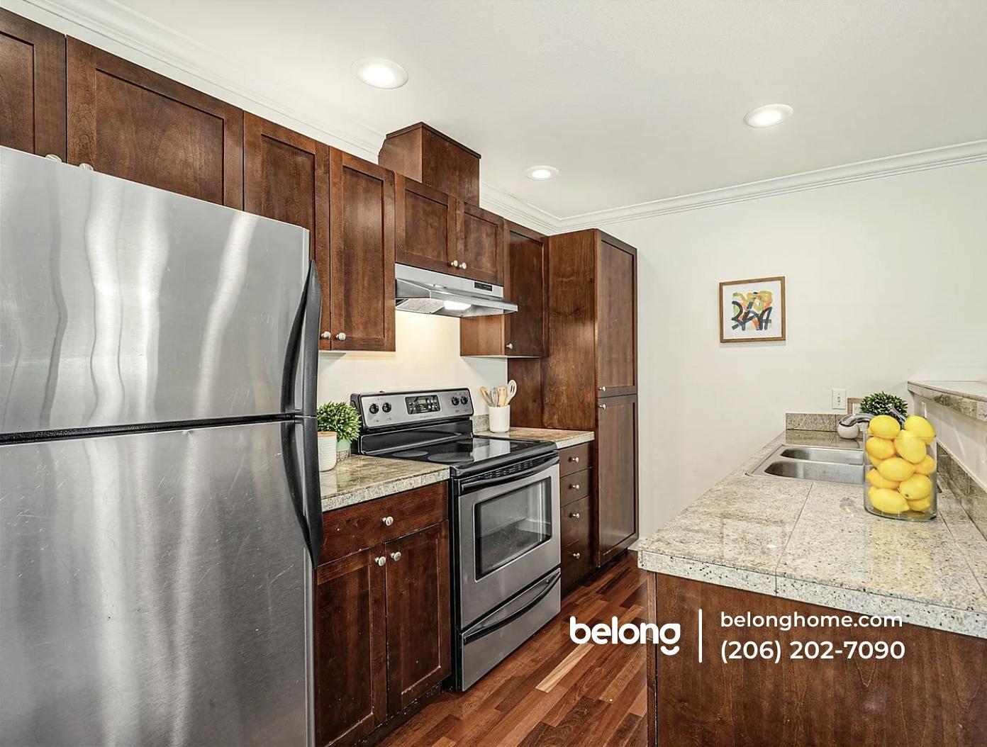 Building Photo - 25025 SE Klahanie Blvd