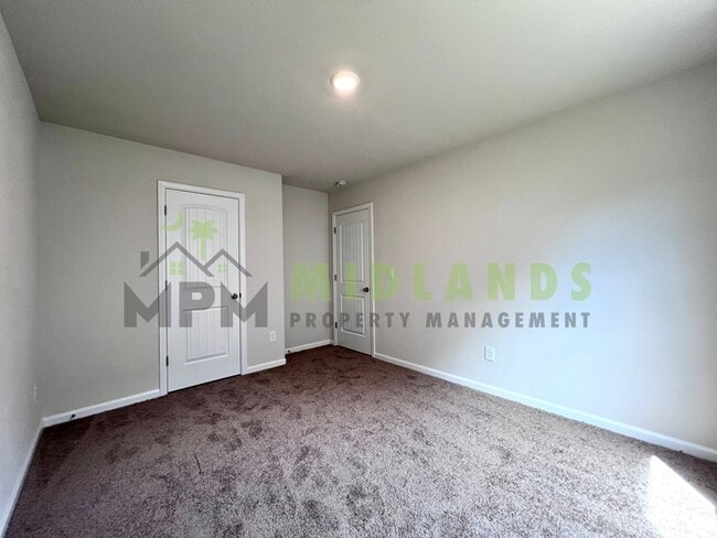 Building Photo - 645 Wild Tulip Ct