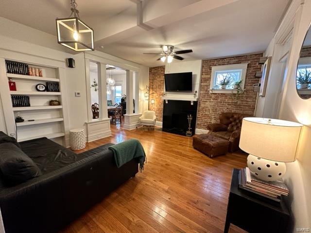 Building Photo - 7101 Ellendale Pl