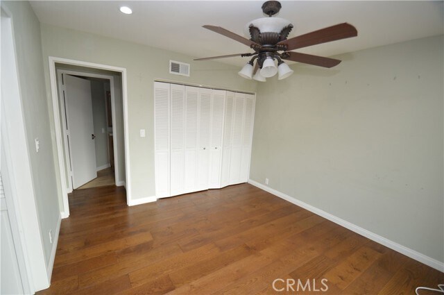 Building Photo - 10409 Riverside Dr