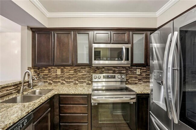 Building Photo - 2870 Pharr Ct S Northwest