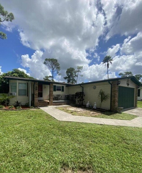 Building Photo - 19418 Saddlebrook Ct