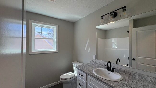 Building Photo - 13 Prospect St