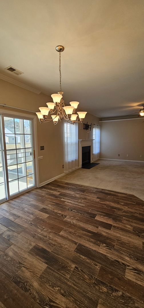 Building Photo - 1593 Langley Dr