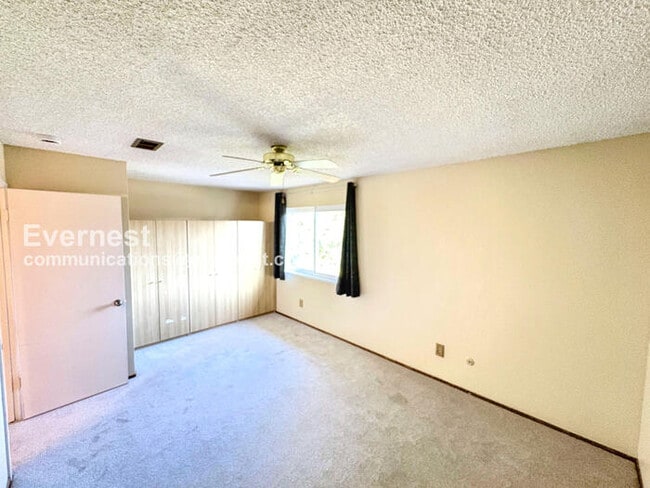 Building Photo - 1844 Tesoro Ct