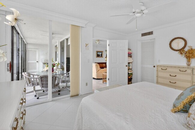 Building Photo - 3382 NE Causeway Blvd