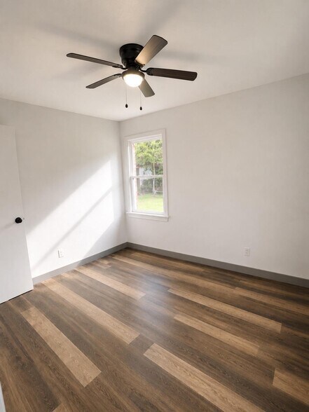 Building Photo - 103 Southwood Dr