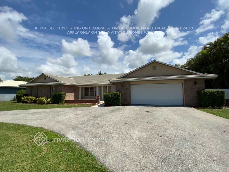 Primary Photo - 232 Gleneagles Dr