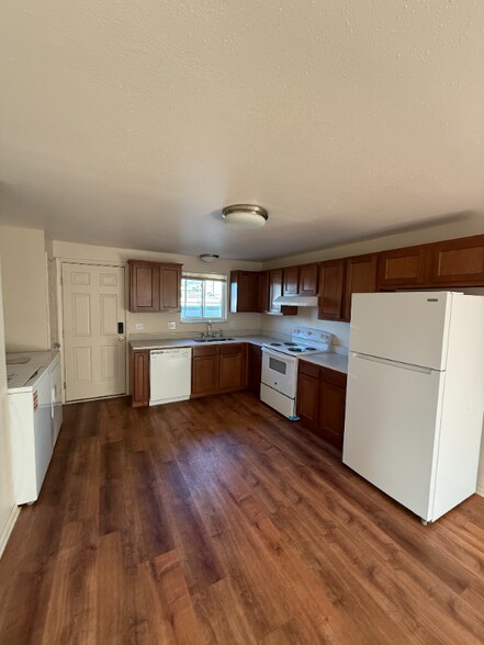 Building Photo - 1601 Nome St