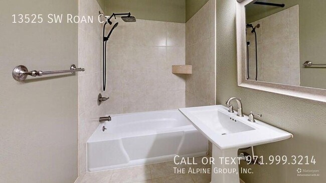 Building Photo - 13525 SW Roan Ct
