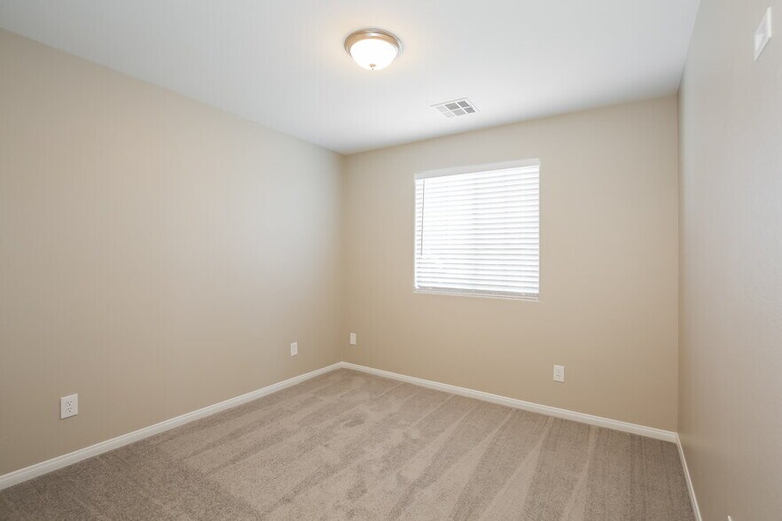 Building Photo - 6217 Boulder Rise St