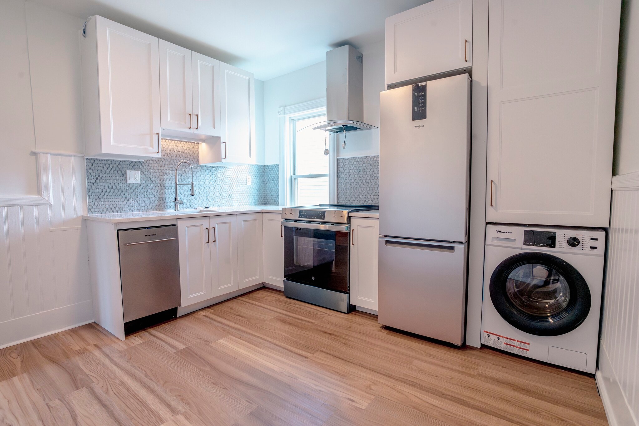 Kitchen - 167 N Union St