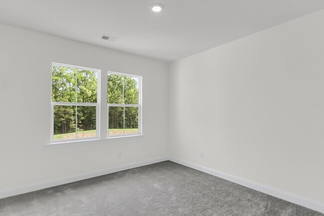 Building Photo - 335 Chapman Cir