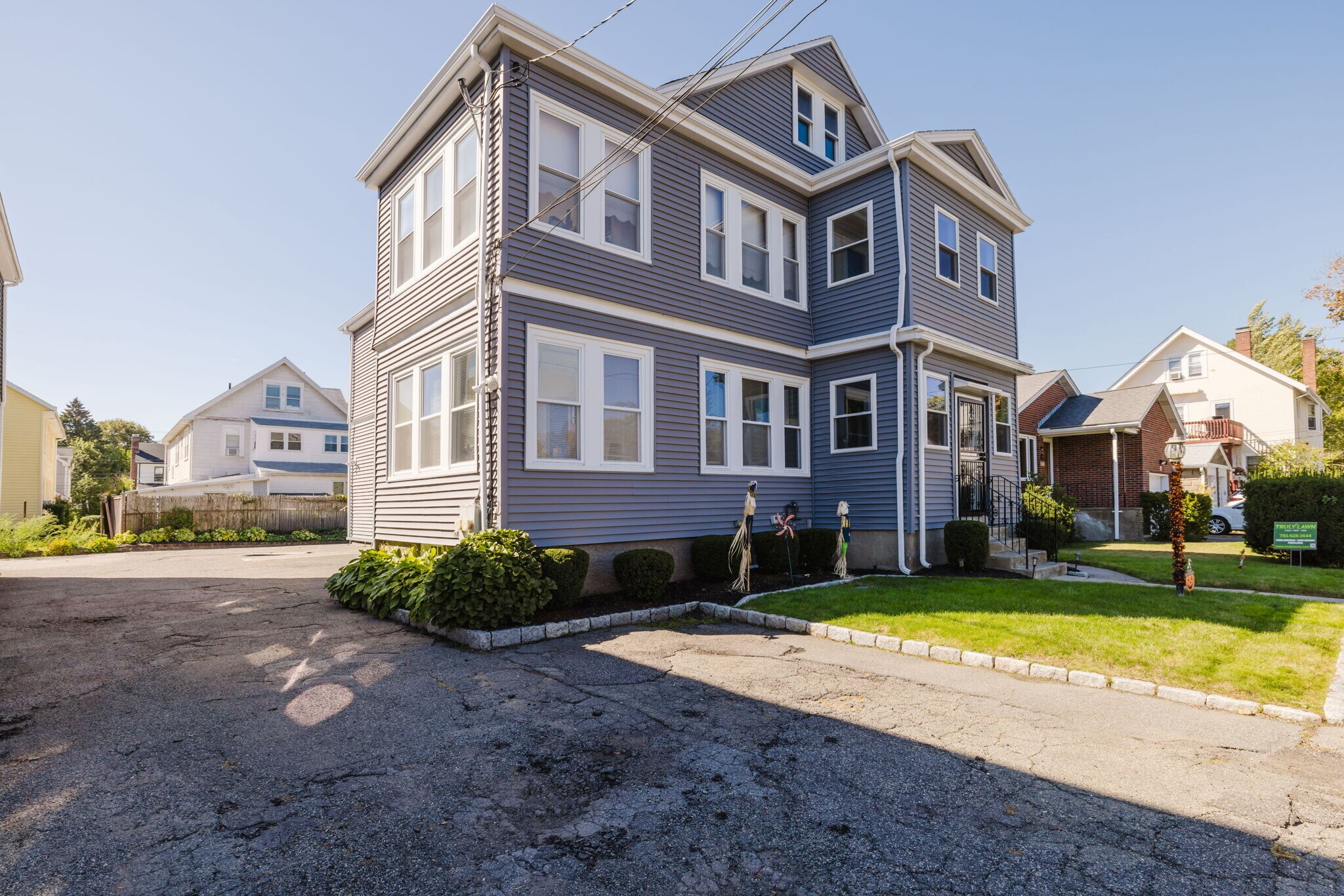 Building Photo - 13 Woodrow Ave